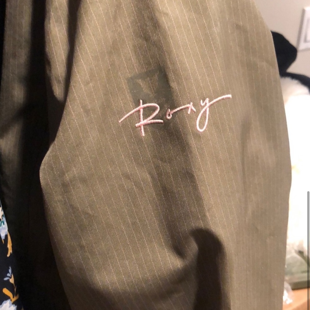 Roxy Snow Jacket - image 4